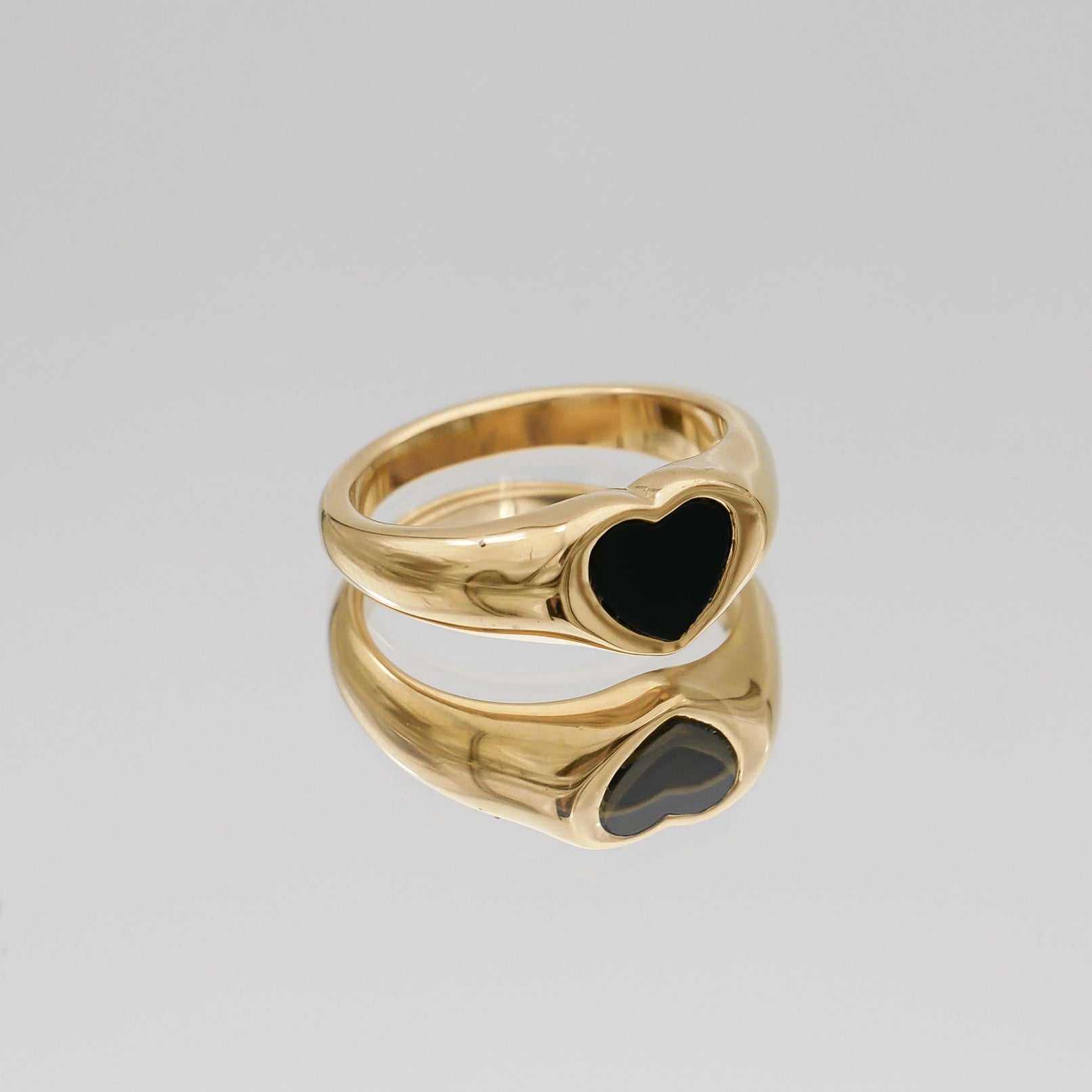 Carys Heart Ring