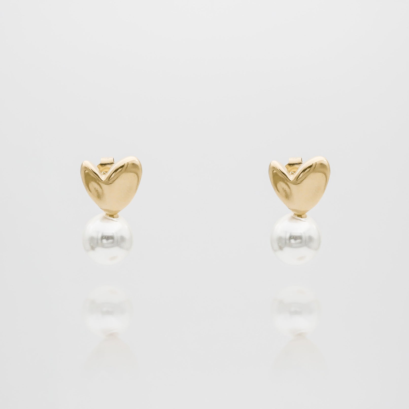 Demi Heart & Pearl Earrings